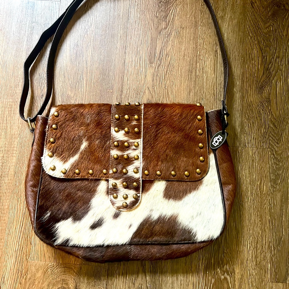 Cowhide pocketbook